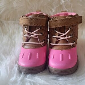 Carter's Toddler Size 6 Winter/Rain Boots